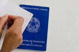 Trabalho sem carteira assinada: Quais são os meus direitos